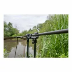 Avid Carp - Lok Down Landing Net Holder -Karpfenrollen Verkäufe avid carp lok down landing net holder4